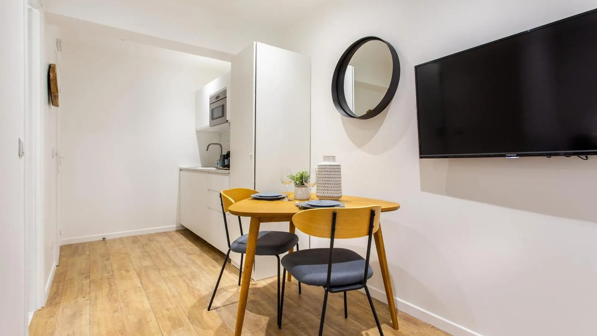 Apartment Lovely Appartement Sacre Coeur Paris 18